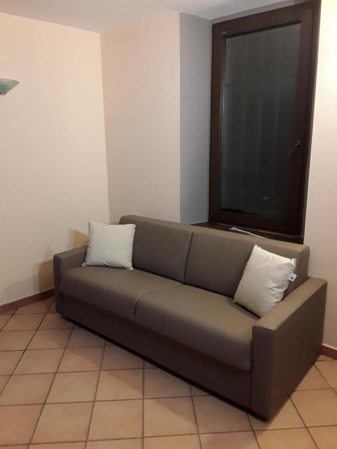 Casa Vacanze Martina & Diana อาออสตา ภายนอก รูปภาพ