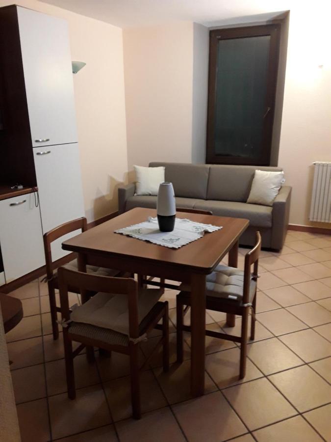 Casa Vacanze Martina & Diana อาออสตา ภายนอก รูปภาพ